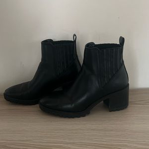 Black Boots